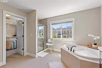 3096 NW Parkhurst Ter, Portland, OR 97229 - Photo 21