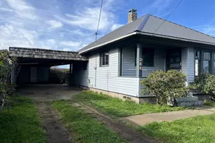 2260 Meade St, North Bend, OR 97459 - Photo 1