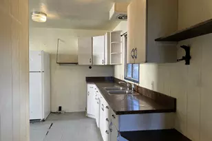 2260 Meade St, North Bend, OR 97459 - Photo 13