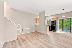 35078 Roberts Ln, Saint Helens, OR 97051 - Photo 15