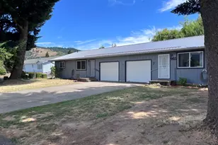 965 SW Pucker Huddle Rd, White Salmon, WA 98672 - Photo 1