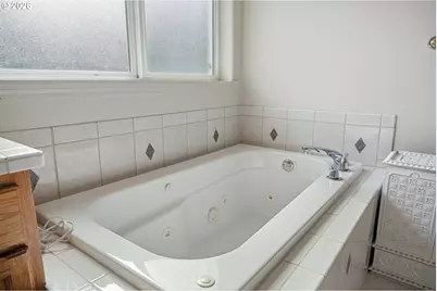 9024 SW 75th Ave, Portland, OR 97223 - Photo 27