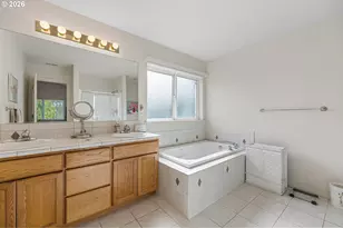 9024 SW 75th Ave, Portland, OR 97223 - Photo 25