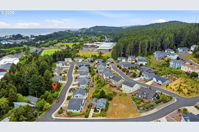 34 SE Inlet Ave, Lincoln City, OR 97367 - Photo 5