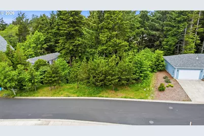 34 SE Inlet Ave, Lincoln City, OR 97367 - Photo 1