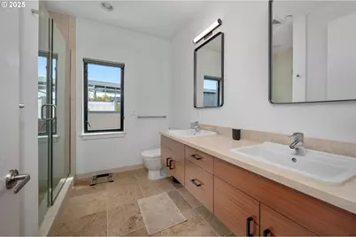 1634 NW Riverscape St, Portland, OR 97209 - Photo 23