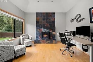 12116 SW Lesser Rd, Portland, OR 97219 - Photo 7