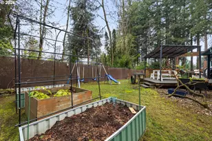 12116 SW Lesser Rd, Portland, OR 97219 - Photo 39