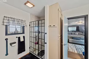 527 W Fourth St, Coquille, OR 97423 - Photo 37