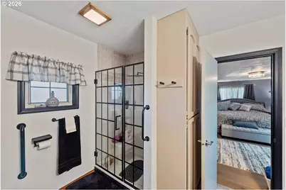 527 W 4th St, Coquille, OR 97423 - Photo 33