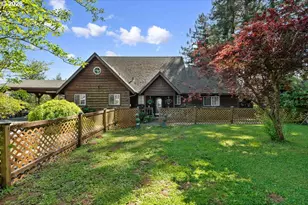 527 W Fourth St, Coquille, OR 97423 - Photo 5