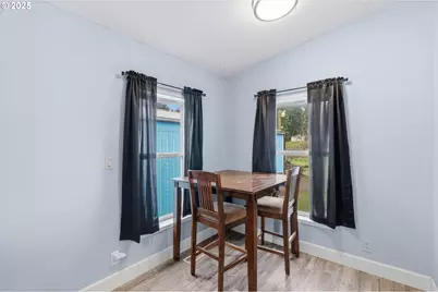 223 Quick Rd, Castle Rock, WA 98611 - Photo 11