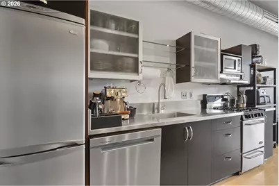 1410 NW Kearney St #617, Portland, OR 97209 - Photo 13