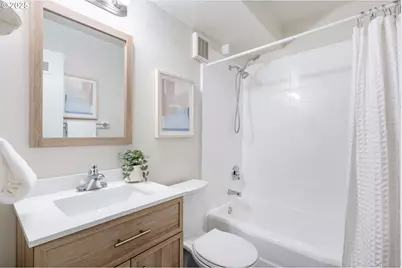 1205 SW Cardinell Dr #102, Portland, OR 97201 - Photo 23