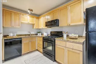 1205 SW Cardinell Dr, Portland, OR 97201 - Photo 17