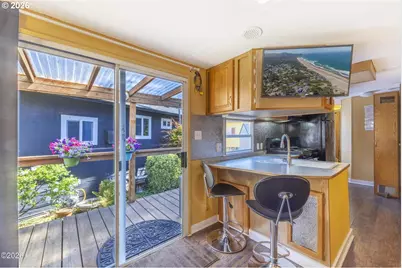 4875 N Hwy 101, 12, Depoe Bay, OR 97341 - Photo 13