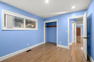 25 NE 192nd Ave, Portland, OR 97230 - Photo 17