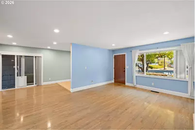 25 NE 192nd Ave, Portland, OR 97230 - Photo 11