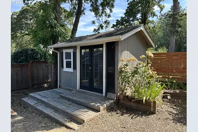 7670 SW Danielle Ave, Beaverton, OR 97008 - Photo 13