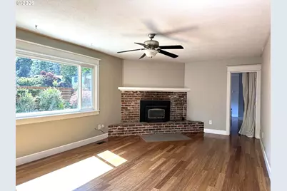 7670 SW Danielle Ave, Beaverton, OR 97008 - Photo 3