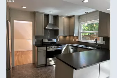 7670 SW Danielle Ave, Beaverton, OR 97008 - Photo 9