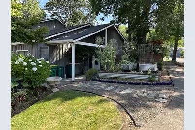 7670 SW Danielle Ave, Beaverton, OR 97008 - Photo 25