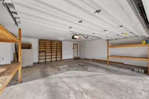 3461 Scott Ct, North Bend, OR 97459 - Photo 43