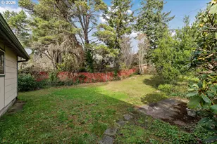 3461 Scott Ct, North Bend, OR 97459 - Photo 9