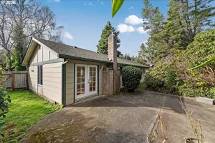 3461 Scott Ct, North Bend, OR 97459 - Photo 7