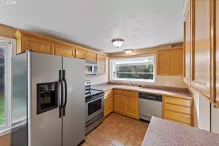 3461 Scott Ct, North Bend, OR 97459 - Photo 21