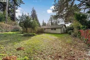 3461 Scott Ct, North Bend, OR 97459 - Photo 11