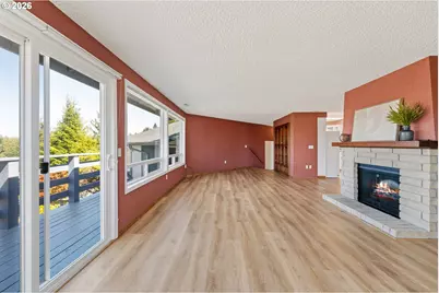 1037 Canyon Ter, Coos Bay, OR 97420 - Photo 15