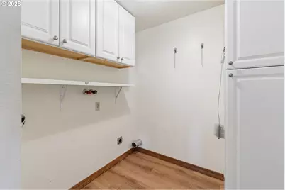 1037 Canyon Ter, Coos Bay, OR 97420 - Photo 27