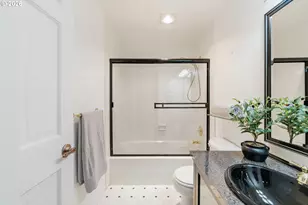 1037 Canyon Terrace, Coos Bay, OR 97420 - Photo 27
