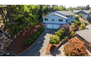 1037 Canyon Terrace, Coos Bay, OR 97420 - Photo 5
