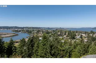 1037 Canyon Terrace, Coos Bay, OR 97420 - Photo 31