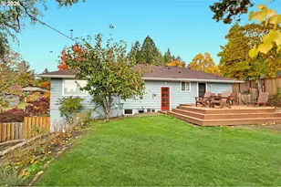 3360 SW Hamilton St, Portland, OR 97239 - Photo 37