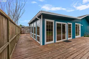 2361 Fir St, North Bend, OR 97459 - Photo 37