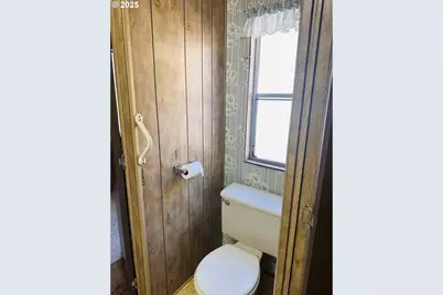 22210 Tiller Trail Hwy, Days Creek, OR 97429 - Photo 9