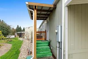 11772 SW Royal Villa Dr, Portland, OR 97224 - Photo 29