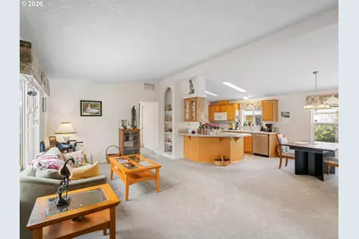 11772 SW Royal Villa Dr, Portland, OR 97224 - Photo 5