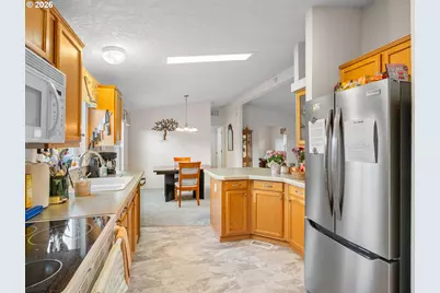 11772 SW Royal Villa Dr, Portland, OR 97224 - Photo 17