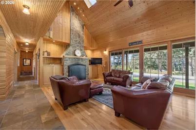 17765 Monnier Rd, Hubbard, OR 97032 - Photo 11