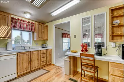 1345 SW 37th St, Pendleton, OR 97801 - Photo 13