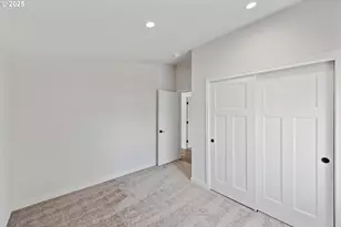 2780 34th St, Coos Bay, OR 97420 - Photo 27