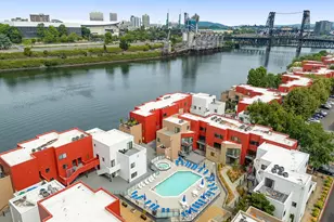 1010 NW Naito Pkwy, Portland, OR 97209 - Photo 31