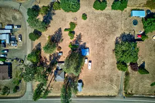 804 N Bank Rd, Roseburg, OR 97470 - Photo 23