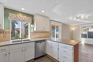 14142 SE Bush St, Portland, OR 97236 - Photo 11