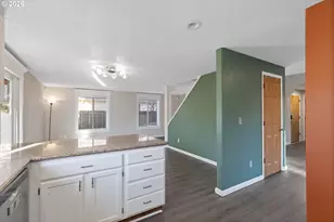 14142 SE Bush St, Portland, OR 97236 - Photo 13