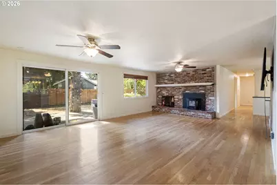 823 NW 60th St, Vancouver, WA 98663 - Photo 11